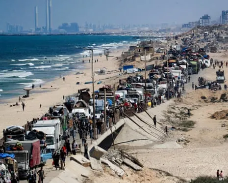 Israeli Forces Announces Limited-Time Safe Passage for Northern Gaza Inhabitants